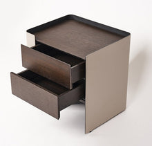 Carica l'immagine nel visualizzatore di Gallery, Milton | Tavolino moderno